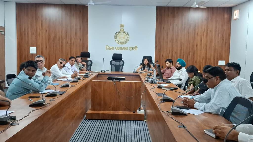 आयुष्मान भारत एवं चिरायु योजना के पात्र लोगों के उनके घर द्वार के नजदीक बनाए जाएंगे चिरायु कार्ड 15 सितंबर तक चलेगा विशेष अभियान